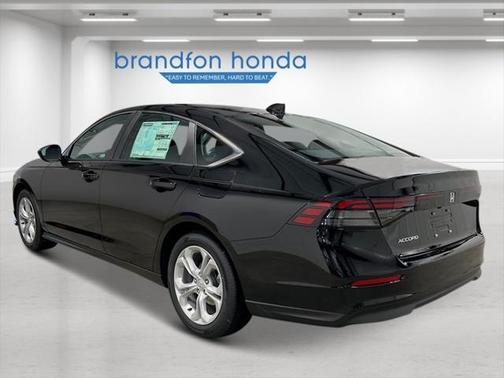 2025 Honda Accord LX 1.5T