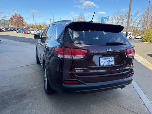 2017 Kia Sorento LX