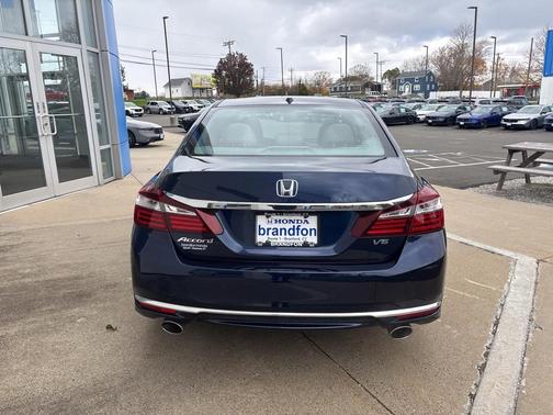 2017 Honda Accord EX-L w/Navigation & Honda Sensing