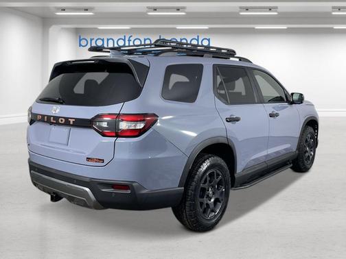 Sonic Gray Pearl 2026 Honda Pilot TrailSport