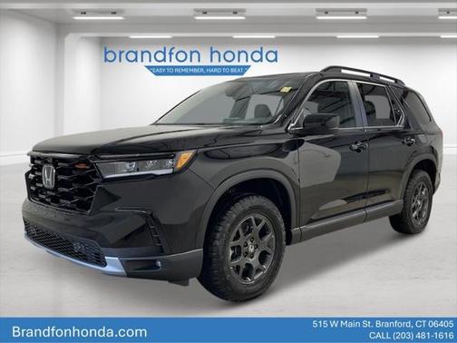 2025 Honda Pilot TrailSport
