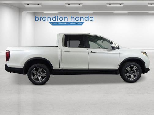 Platinum White Pearl 2026 Honda Ridgeline RTL