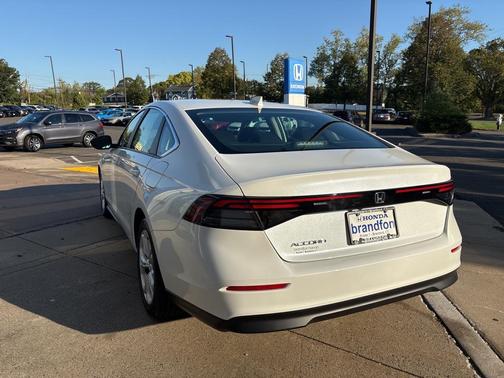 2024 Honda Accord LX 1.5T
