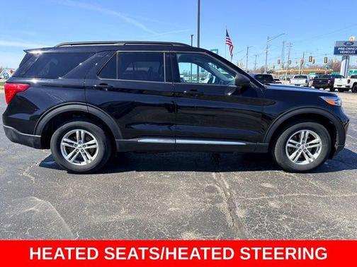 Black Metallic 2023 Ford Explorer XLT