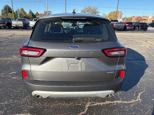 2023 Ford Escape Base