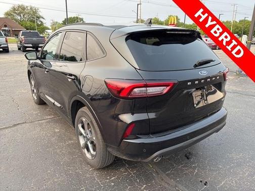 2023 Ford Escape ST-Line Select