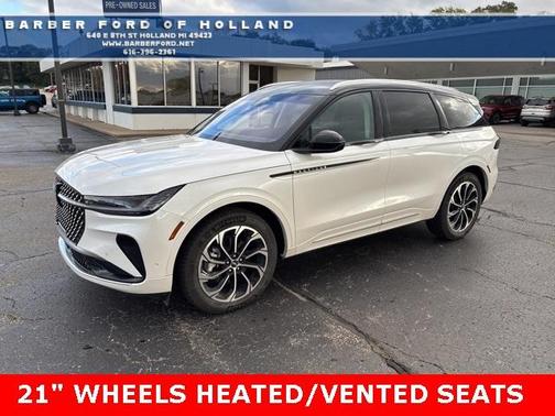 2024 Lincoln Nautilus Reserve