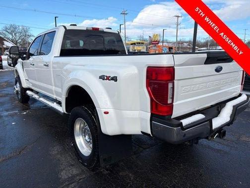 2022 Ford F-450 Lariat