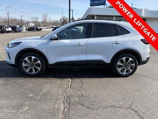 2025 Ford Escape Platinum