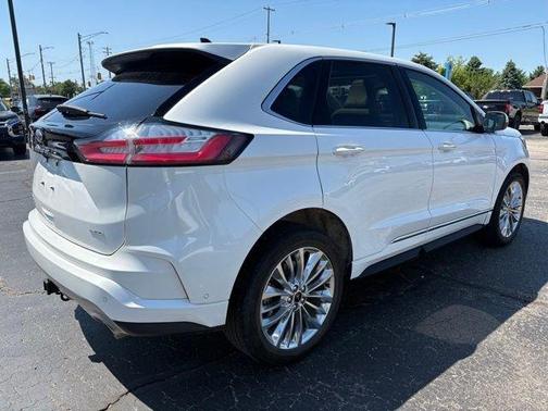 Star White 2023 Ford Edge Titanium