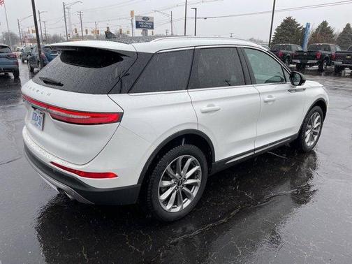 2022 Lincoln Corsair Standard
