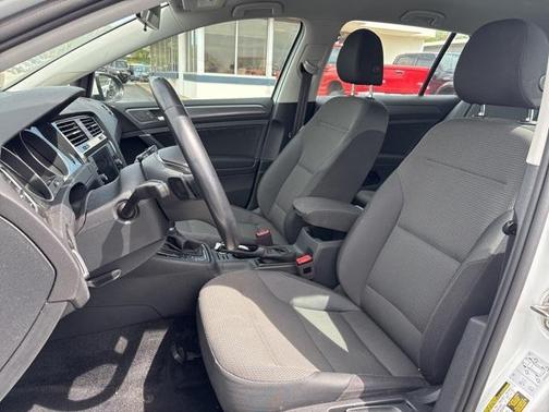 2019 Volkswagen Golf 1.4T S