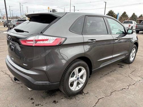 2020 Ford Edge SE