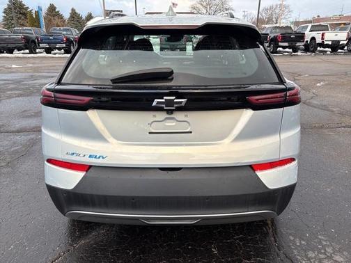 2022 Chevrolet Bolt EUV LT