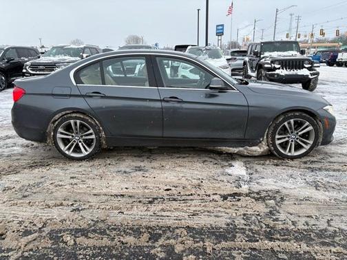 2018 BMW 330 i xDrive