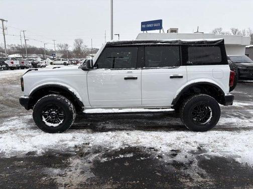 2022 Ford Bronco Base