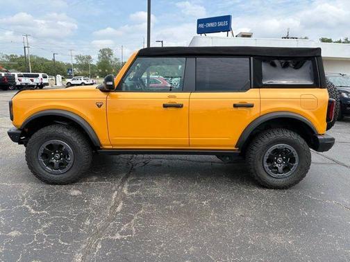 Orange Metallic 2022 Ford Bronco Badlands