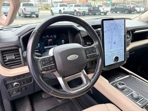 Dark Matter Metallic 2022 Ford Expedition Max Platinum