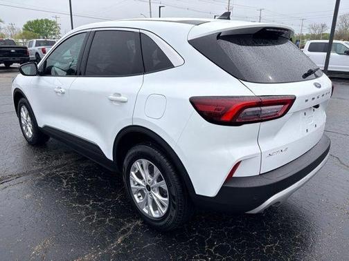 Oxford White 2024 Ford Escape Active