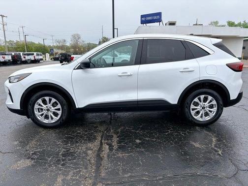 Oxford White 2024 Ford Escape Active