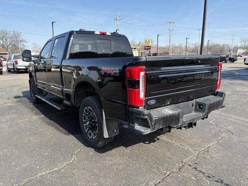 2025 Ford F-350 Platinum