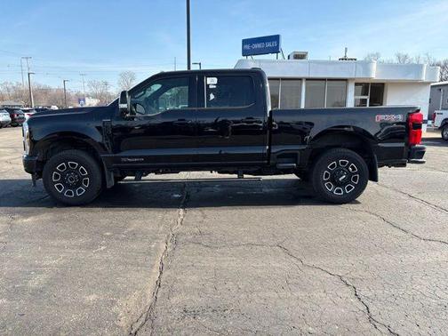 2025 Ford F-350 Platinum