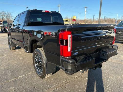 2025 Ford F-350 Platinum