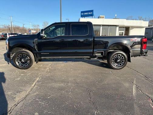 2025 Ford F-350 Platinum