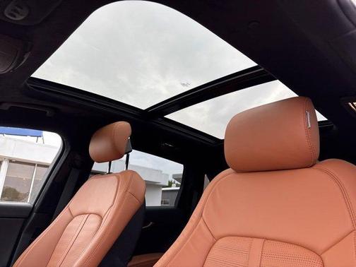 2023 Lincoln Nautilus Black Label