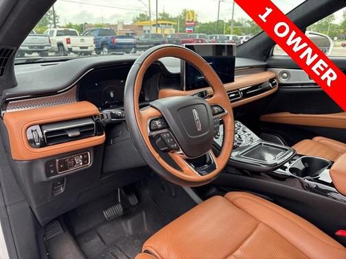 2023 Lincoln Nautilus Black Label