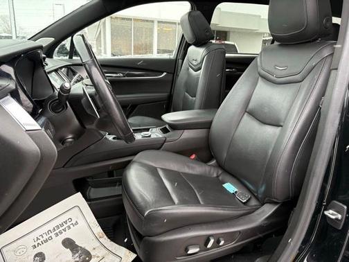 2022 Cadillac XT6 Sport AWD