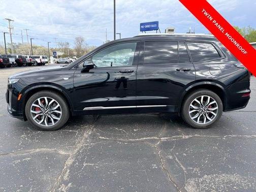 Stellar Black Metallic 2022 Cadillac XT6 Sport AWD