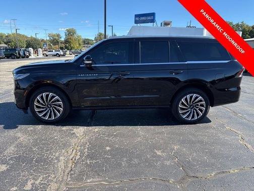 2025 Lincoln Navigator Black Label