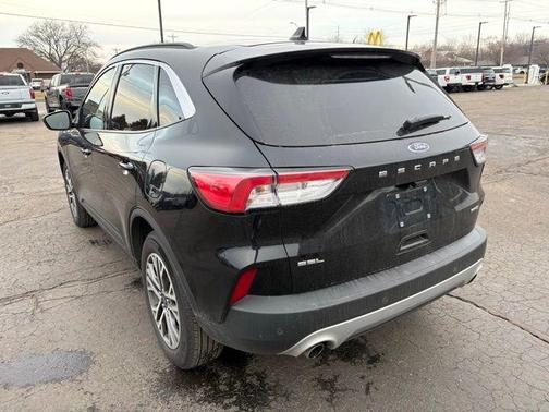 2021 Ford Escape SEL