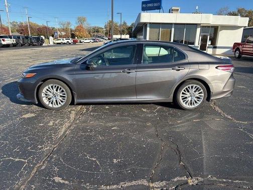 2019 Toyota Camry XLE