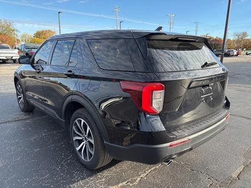 2022 Ford Explorer ST-Line