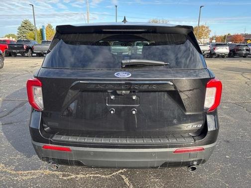 2022 Ford Explorer ST-Line