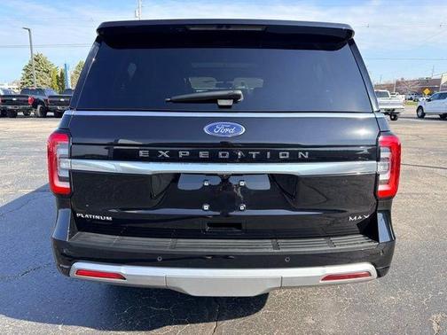 Agate Black Metallic 2024 Ford Expedition Max Platinum