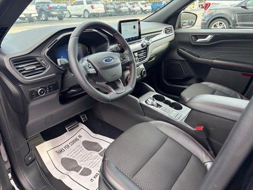2023 Ford Escape ST-Line Select