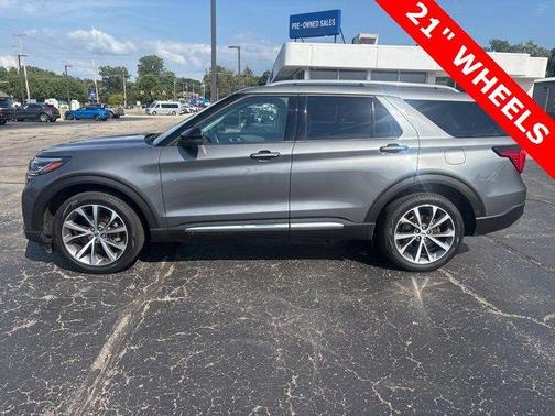 2025 Ford Explorer Platinum