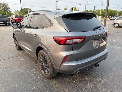2023 Ford Escape ST-Line Elite