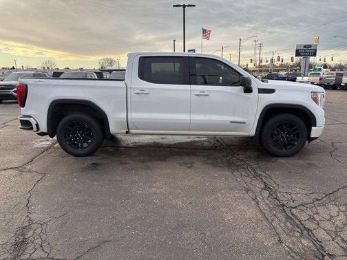 2022 GMC Sierra 1500 Limited Elevation