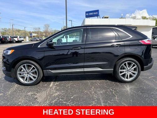 Agate Black Metallic 2024 Ford Edge Titanium