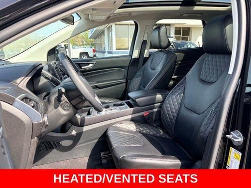 Agate Black Metallic 2024 Ford Edge Titanium