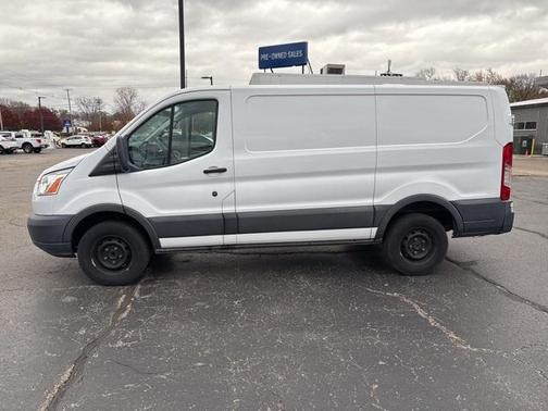 2016 Ford Transit-250 Base