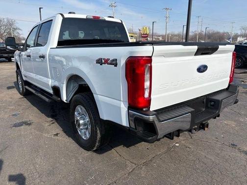 2024 Ford F-350 XLT