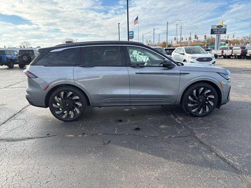 2024 Lincoln Nautilus Black Label