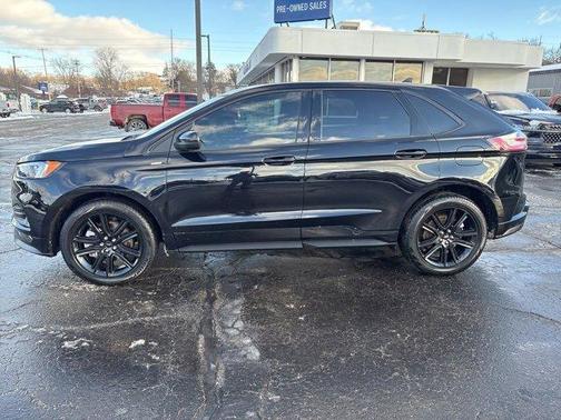 2023 Ford Edge ST Line
