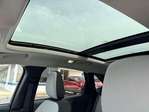 Oxford White 2024 Ford Escape Active