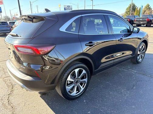 Agate Black Metallic 2024 Ford Escape Platinum